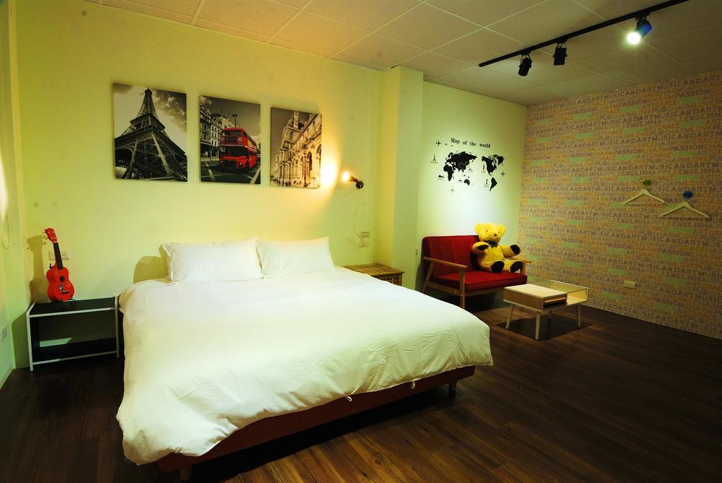 Sleep In Guest House Kota Hualien Bagian luar foto