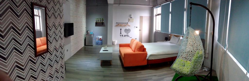 Sleep In Guest House Kota Hualien Bagian luar foto