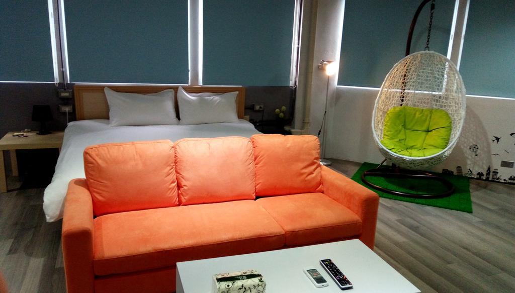 Sleep In Guest House Kota Hualien Bagian luar foto