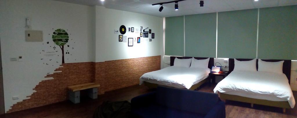 Sleep In Guest House Kota Hualien Bagian luar foto